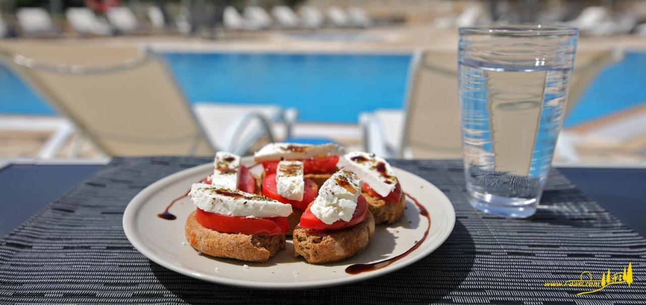 Aparthotel Oasis By The Sea Chiliadou  Exterior foto